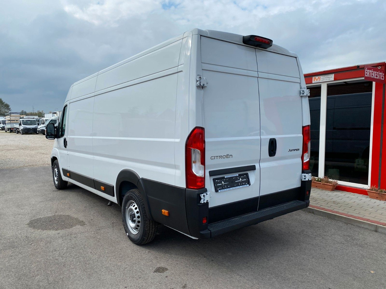 Citroën Jumper Kasten Hochraum 35 L4H2 Heavy BlueHDi 180 - Krovininis mikroautobusas: foto 4 Citroën Jumper Kasten Hochraum 35 L4H2 Heavy BlueHDi 180 - Krovininis mikroautobusas: foto 4