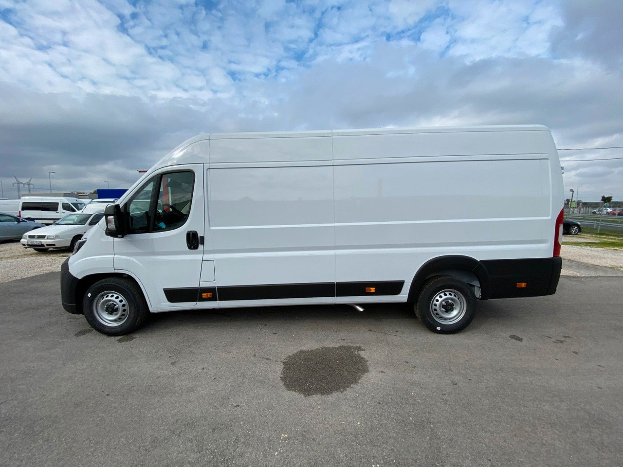 Citroën Jumper Kasten Hochraum 35 L4H2 Heavy BlueHDi 180 - Krovininis mikroautobusas: foto 3 Citroën Jumper Kasten Hochraum 35 L4H2 Heavy BlueHDi 180 - Krovininis mikroautobusas: foto 3