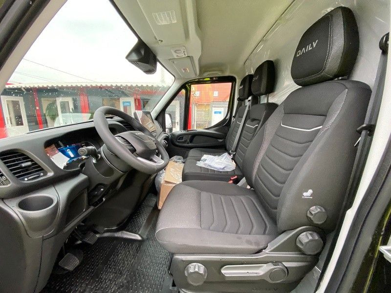 Iveco 35C18H - Krovininis mikroautobusas: foto 4 Iveco 35C18H - Krovininis mikroautobusas: foto 4