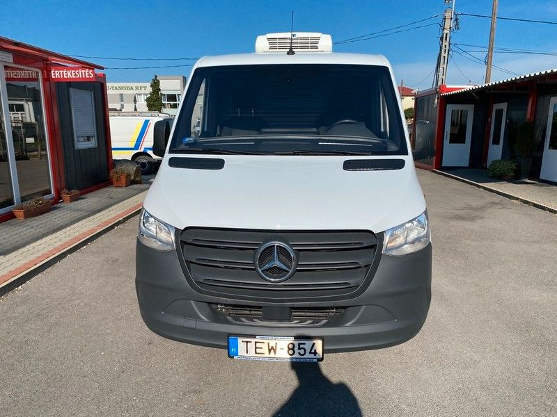 Mercedes-Benz Sprinter III Kasten FWD 211/215 CDI FWD L2 - Furgonas šaldytuvas: foto 1 Mercedes-Benz Sprinter III Kasten FWD 211/215 CDI FWD L2 - Furgonas šaldytuvas: foto 1
