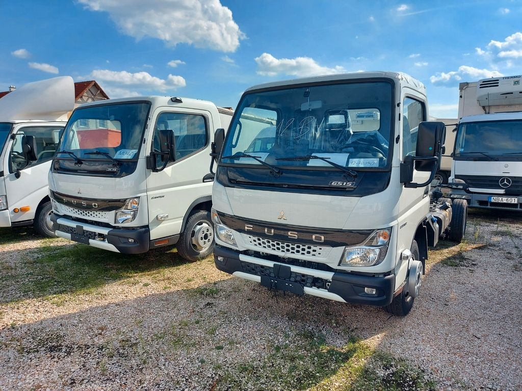 Mitsubishi Canter Fuso Fahrgestell mit wählbar Aufbau - Važiuoklės sunkvežimis: foto 1 Mitsubishi Canter Fuso Fahrgestell mit wählbar Aufbau - Važiuoklės sunkvežimis: foto 1