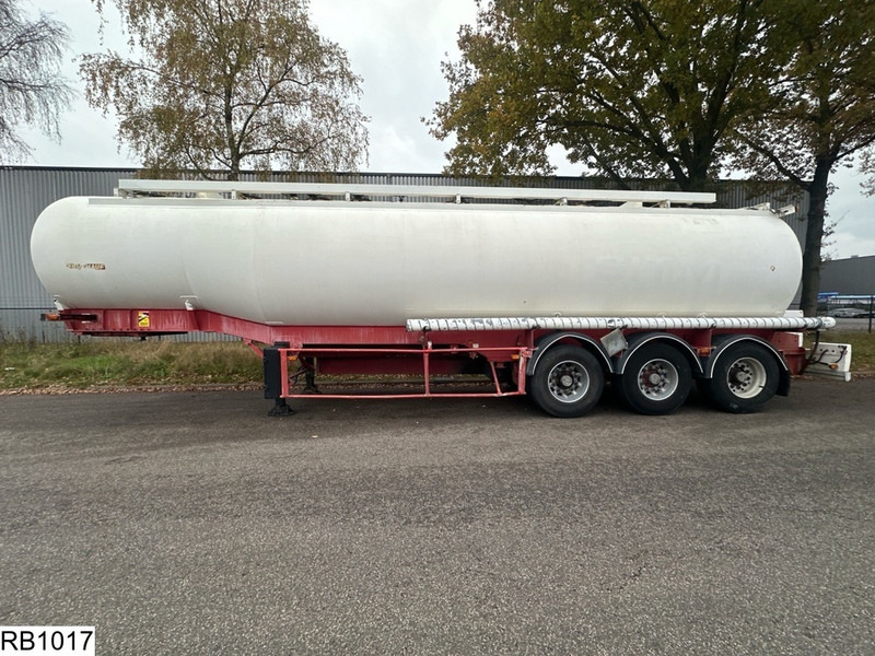 Fruehauf Fuel 39886 Liter, 7 Compartments - Puspriekabė cisterna: foto 2 Fruehauf Fuel 39886 Liter, 7 Compartments - Puspriekabė cisterna: foto 2