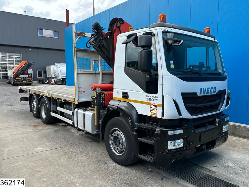 Iveco Stralis 360 6x2, EURO 6, Retarder, Palfinger, Remote, Steering - Platforminis/ Bortinis sunkvežimis, Sunkvežimis su kranu: foto 3 Iveco Stralis 360 6x2, EURO 6, Retarder, Palfinger, Remote, Steering - Platforminis/ Bortinis sunkvežimis, Sunkvežimis su kranu: foto 3