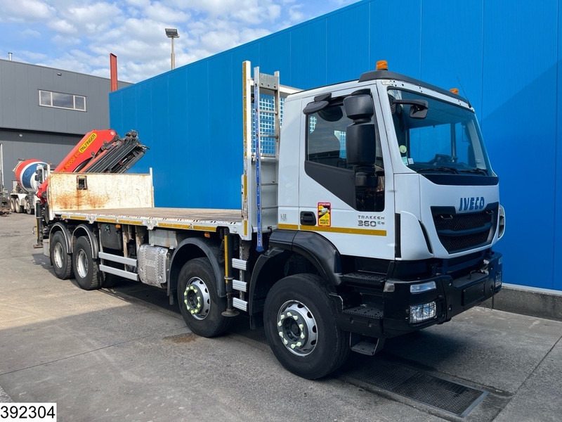 Platforminis/ Bortinis sunkvežimis, Sunkvežimis su kranu Iveco Trakker 360 8x4, EURO 6, Retarder, Palfinger: foto 7