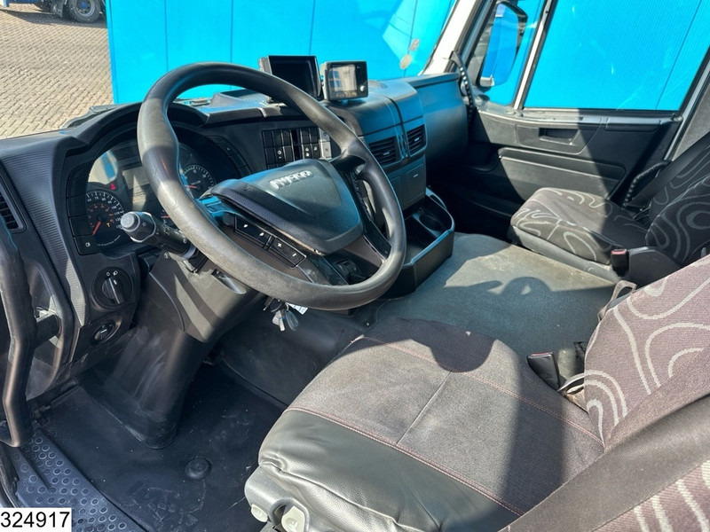 Iveco Trakker 8x4, EURO 6, Palfinger, Remote - Platforminis/ Bortinis sunkvežimis, Sunkvežimis su kranu: foto 5 Iveco Trakker 8x4, EURO 6, Palfinger, Remote - Platforminis/ Bortinis sunkvežimis, Sunkvežimis su kranu: foto 5
