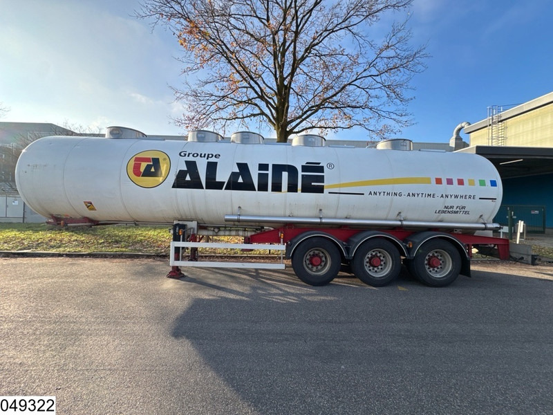 Magyar Food 30000 Liter, 5 Comp - Puspriekabė cisterna: foto 2 Magyar Food 30000 Liter, 5 Comp - Puspriekabė cisterna: foto 2