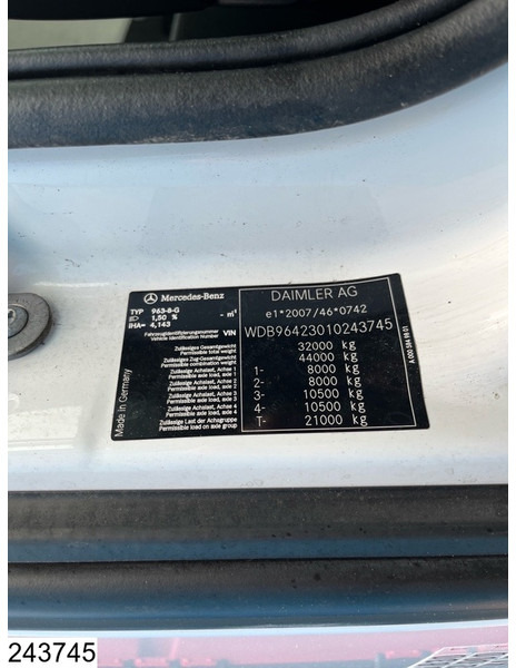 Platforminis/ Bortinis sunkvežimis, Sunkvežimis su kranu Mercedes-Benz Arocs 3240 8X4, EURO 6, Steel suspension, Palfinger: foto 7