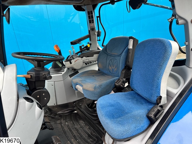 New Holland T6080 - Traktorius: foto 5 New Holland T6080 - Traktorius: foto 5