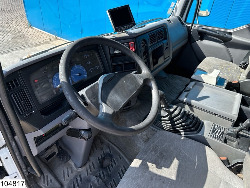 Renault Premium 270 Euro 3, Fuel, Manual, 13500 Liter, 4 Comp - Autocisterna: foto 5 Renault Premium 270 Euro 3, Fuel, Manual, 13500 Liter, 4 Comp - Autocisterna: foto 5