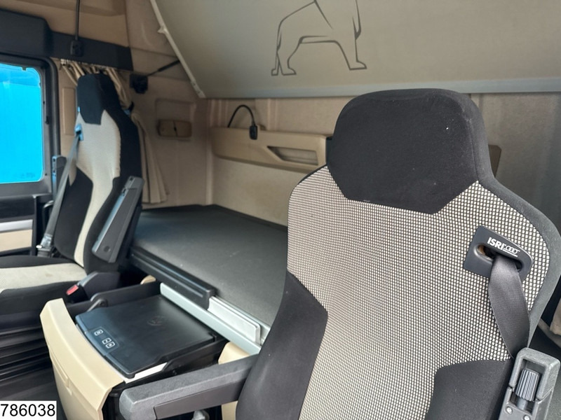 Vilkikas MAN TGX 18 460 EURO 6, Retarder, Standairco, ACC: foto 7 Vilkikas MAN TGX 18 460 EURO 6, Retarder, Standairco, ACC: foto 7