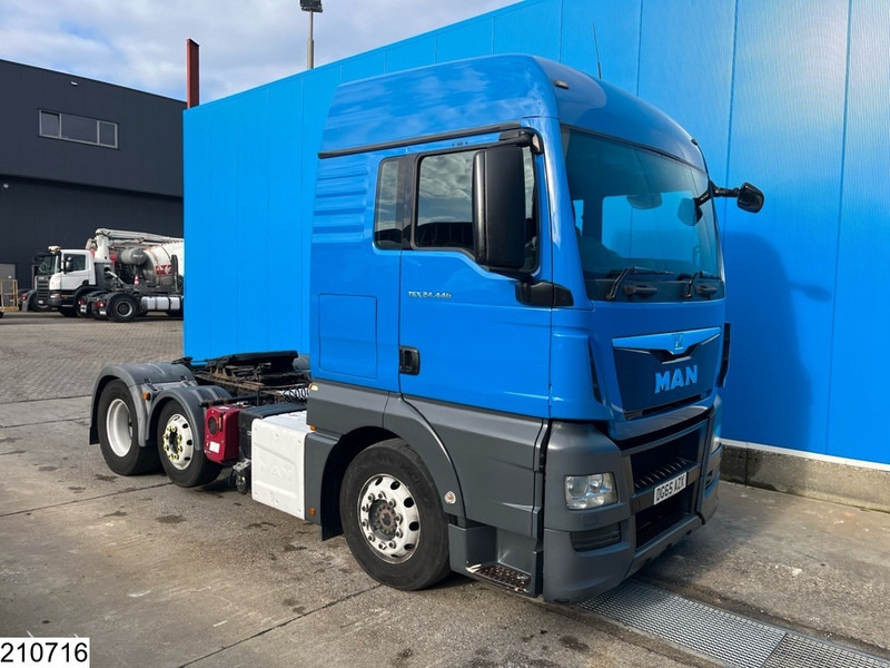 MAN TGX 24 440 6x2, EURO 6, RHD, ADR, Hydraulic - Vilkikas: foto 2 MAN TGX 24 440 6x2, EURO 6, RHD, ADR, Hydraulic - Vilkikas: foto 2