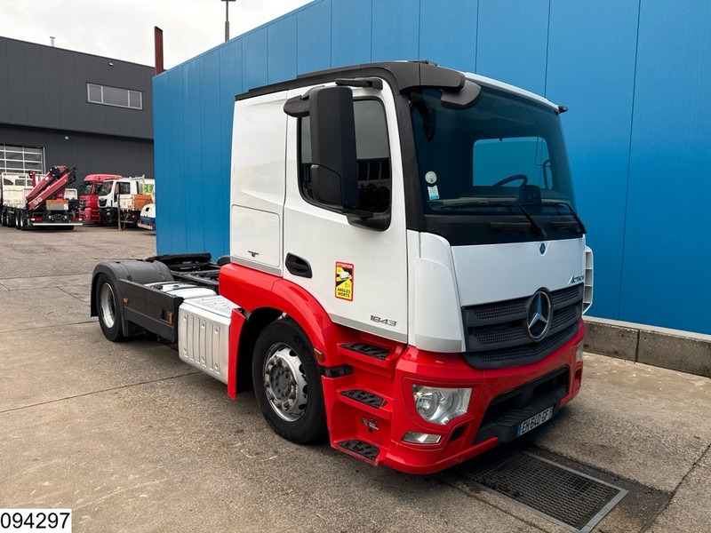 Mercedes-Benz Actros 1843 EURO 6, Retarder, PTO, LOHR, Standairco - Vilkikas: foto 3 Mercedes-Benz Actros 1843 EURO 6, Retarder, PTO, LOHR, Standairco - Vilkikas: foto 3