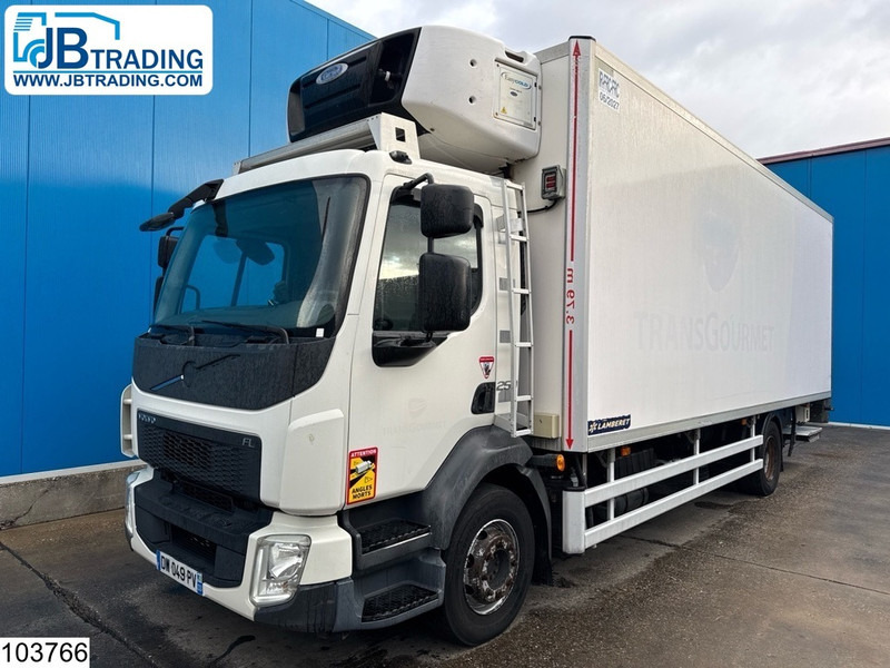 Volvo FL 250 EURO 6, Dhollandia, Carrier, 3 Compartments - Refrižeratorius sunkvežimis: foto 1 Volvo FL 250 EURO 6, Dhollandia, Carrier, 3 Compartments - Refrižeratorius sunkvežimis: foto 1