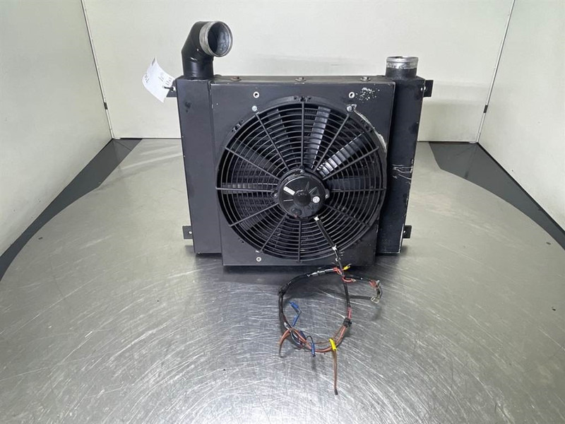 Ahlmann AZ14-4108508A/4181460A-Cooler/Kühler/Koeler - Variklis - Statybinė technika: foto 1 Ahlmann AZ14-4108508A/4181460A-Cooler/Kühler/Koeler - Variklis - Statybinė technika: foto 1
