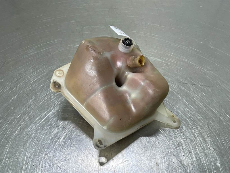Ahlmann AZ14-4109530A/4109531A-Expansion tank/Behälter - Variklis - Statybinė technika: foto 5 Ahlmann AZ14-4109530A/4109531A-Expansion tank/Behälter - Variklis - Statybinė technika: foto 5