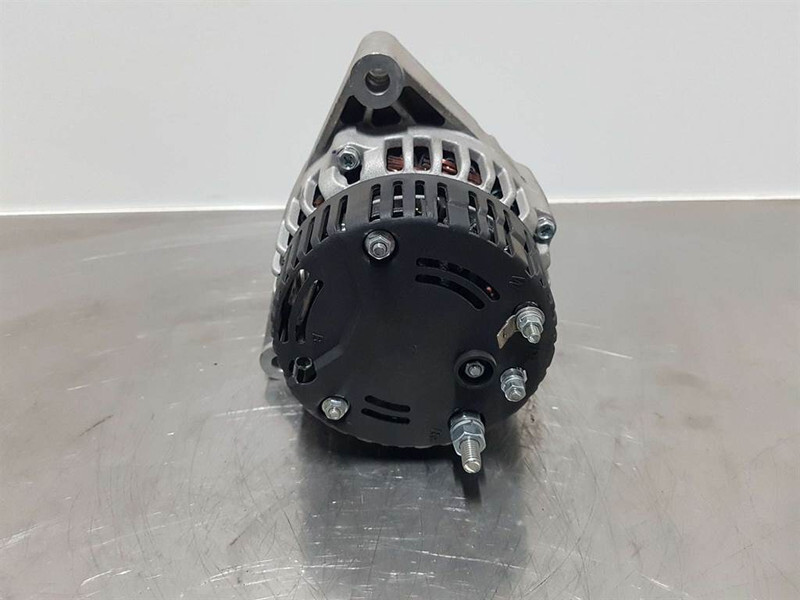 Ahlmann AZ150-28V 55A-Alternator/Lichtmaschine/Dynamo - Variklis - Statybinė technika: foto 5 Ahlmann AZ150-28V 55A-Alternator/Lichtmaschine/Dynamo - Variklis - Statybinė technika: foto 5