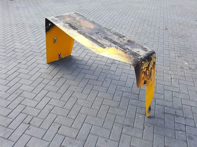 Ahlmann AZ150-4181501A-Mud guard/Kotfluegel/Spatbord - Sparnas - Statybinė technika: foto 2 Ahlmann AZ150-4181501A-Mud guard/Kotfluegel/Spatbord - Sparnas - Statybinė technika: foto 2