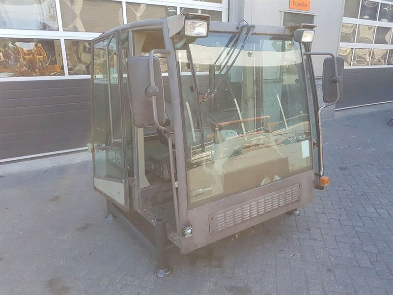 Ahlmann AZ150E-23108324-Cabin/Kabine/Cabine - Kabina ir interjeras - Statybinė technika: foto 2 Ahlmann AZ150E-23108324-Cabin/Kabine/Cabine - Kabina ir interjeras - Statybinė technika: foto 2