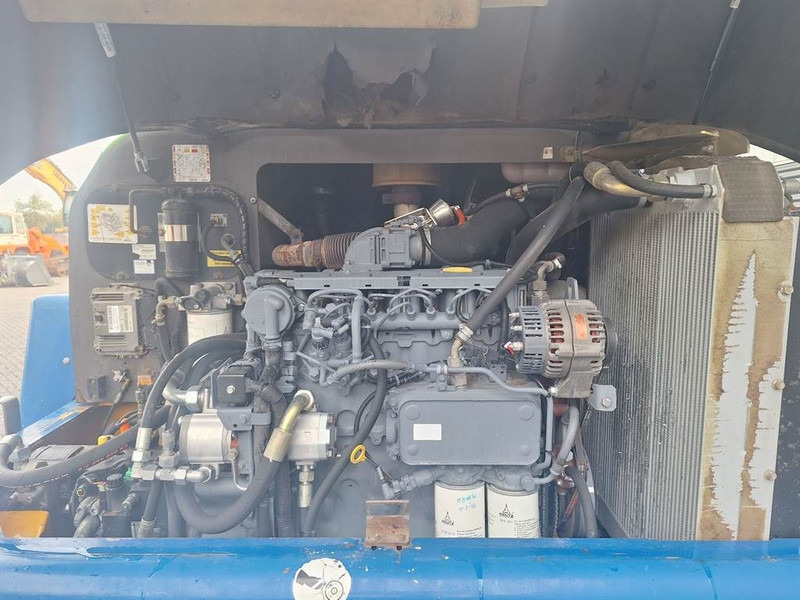 Ahlmann AZ150E - Ratinis krautuvas: foto 4 Ahlmann AZ150E - Ratinis krautuvas: foto 4