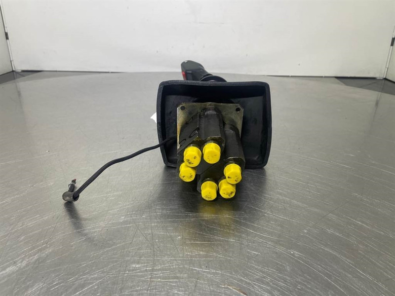 Ahlmann AZ6-4198091A/4146898G-Servo valve/Servoventil - Hidraulika - Statybinė technika: foto 4 Ahlmann AZ6-4198091A/4146898G-Servo valve/Servoventil - Hidraulika - Statybinė technika: foto 4