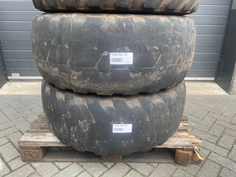 Ahlmann AZ6-Alliance 405/70R20 (16/70R20)-Tire/Reifen/Band - Padangos ir ratlankiai - Statybinė technika: foto 3 Ahlmann AZ6-Alliance 405/70R20 (16/70R20)-Tire/Reifen/Band - Padangos ir ratlankiai - Statybinė technika: foto 3
