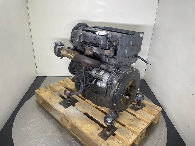 Ahlmann AZ6-Deutz BF4L2011-Engine/Motor - Variklis - Statybinė technika: foto 4 Ahlmann AZ6-Deutz BF4L2011-Engine/Motor - Variklis - Statybinė technika: foto 4