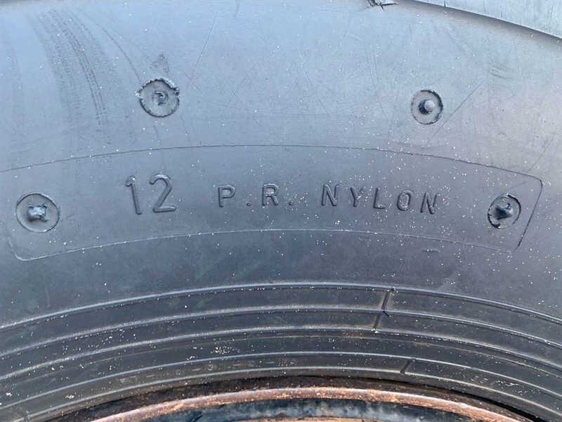 Alliance 48x31.00-20 NHS - Flotation 331 - Tire/Reifen/Band - Padangos ir ratlankiai - Statybinė technika: foto 3 Alliance 48x31.00-20 NHS - Flotation 331 - Tire/Reifen/Band - Padangos ir ratlankiai - Statybinė technika: foto 3