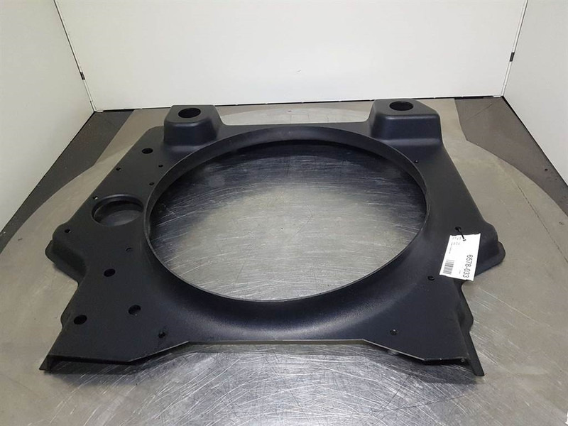 Case 621D-47465987-BMQ55-Fan/Lüfterrad/Koelvin - Variklis - Statybinė technika: foto 4 Case 621D-47465987-BMQ55-Fan/Lüfterrad/Koelvin - Variklis - Statybinė technika: foto 4