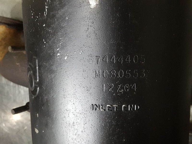 Case 621D-Donaldson 87444405-Exhaust/Auspuff/Uitlaat - Variklis - Statybinė technika: foto 4 Case 621D-Donaldson 87444405-Exhaust/Auspuff/Uitlaat - Variklis - Statybinė technika: foto 4