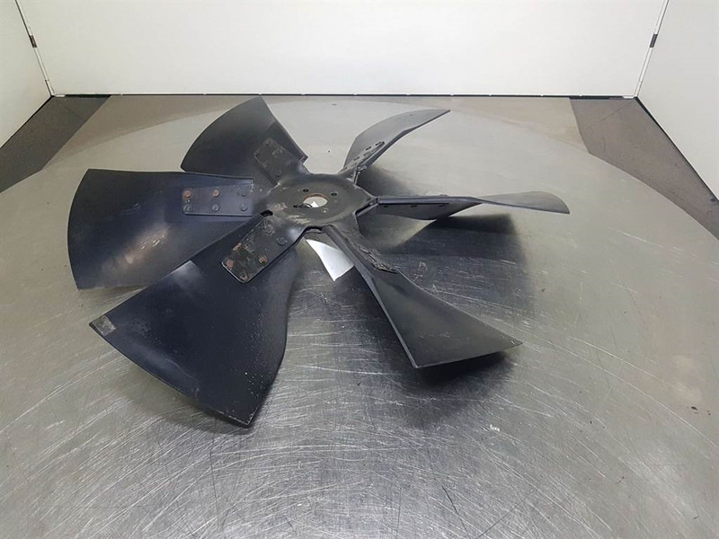 Case 921C - Fan/Lüfterrad/Koelvin - Variklis - Statybinė technika: foto 3 Case 921C - Fan/Lüfterrad/Koelvin - Variklis - Statybinė technika: foto 3