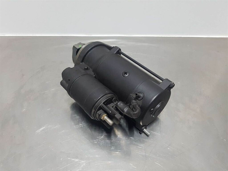 Deutz 1011/2011-12V 11T 3,2KW-Starter/Anlasser - Variklis - Statybinė technika: foto 3 Deutz 1011/2011-12V 11T 3,2KW-Starter/Anlasser - Variklis - Statybinė technika: foto 3