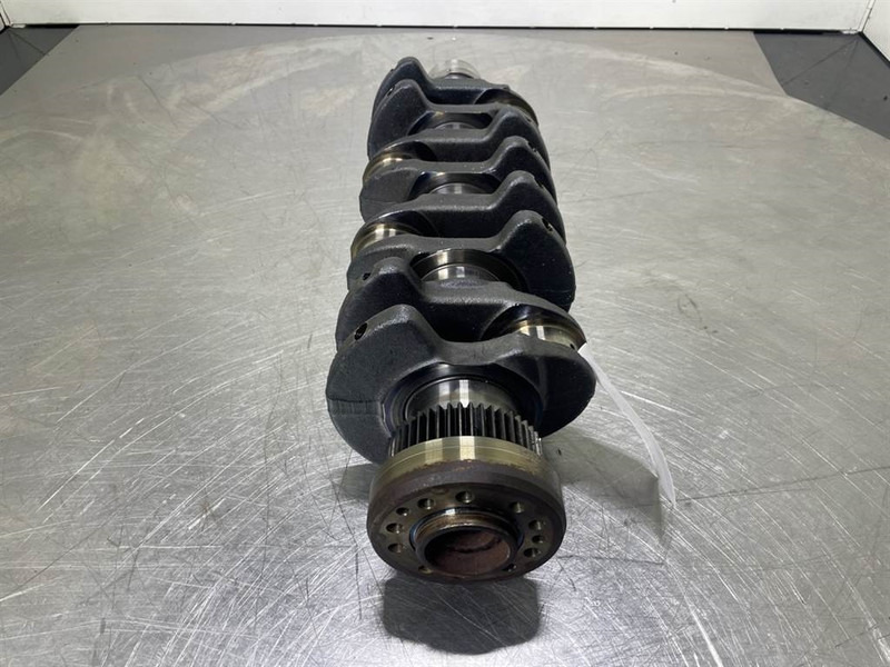 Deutz BF4M1013E-04201319-Crankshaft/Kurbelwelle/Krukas - Variklis - Statybinė technika: foto 3 Deutz BF4M1013E-04201319-Crankshaft/Kurbelwelle/Krukas - Variklis - Statybinė technika: foto 3