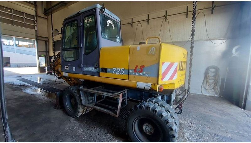 Furukawa W 725 LS (For parts) - Ratinis ekskavatorius: foto 3 Furukawa W 725 LS (For parts) - Ratinis ekskavatorius: foto 3