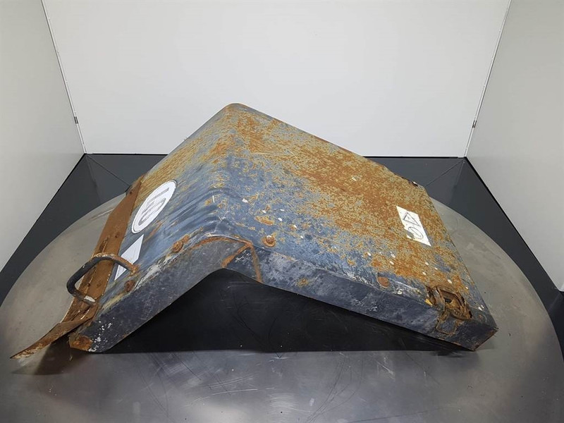 Komatsu WA 320 - 5H - Fender/Kotflügel/Spatbord - Sparnas - Statybinė technika: foto 1 Komatsu WA 320 - 5H - Fender/Kotflügel/Spatbord - Sparnas - Statybinė technika: foto 1