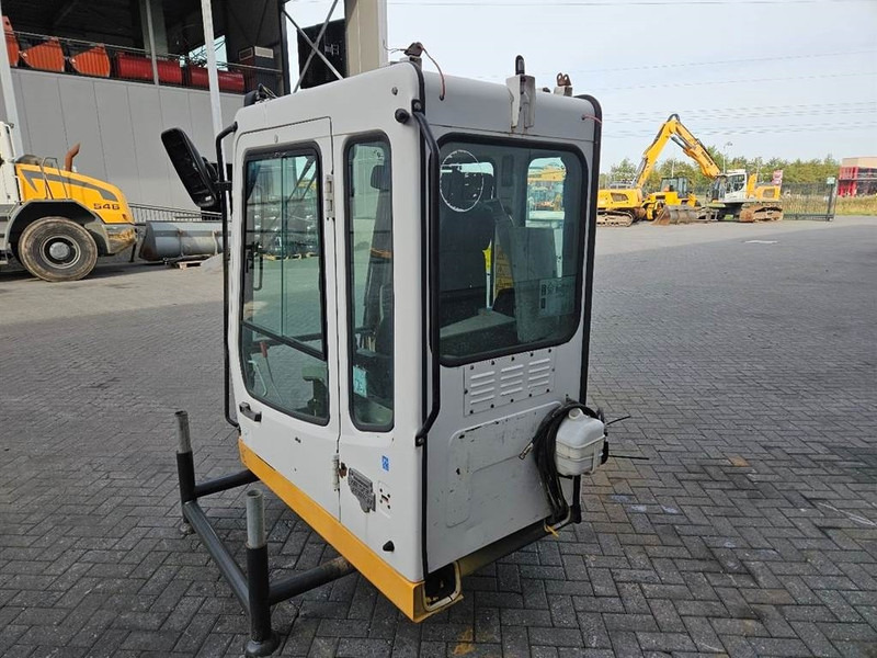Liebherr A924B-7023260-Cabin/Kabine/Cabine - Kabina ir interjeras - Statybinė technika: foto 4 Liebherr A924B-7023260-Cabin/Kabine/Cabine - Kabina ir interjeras - Statybinė technika: foto 4