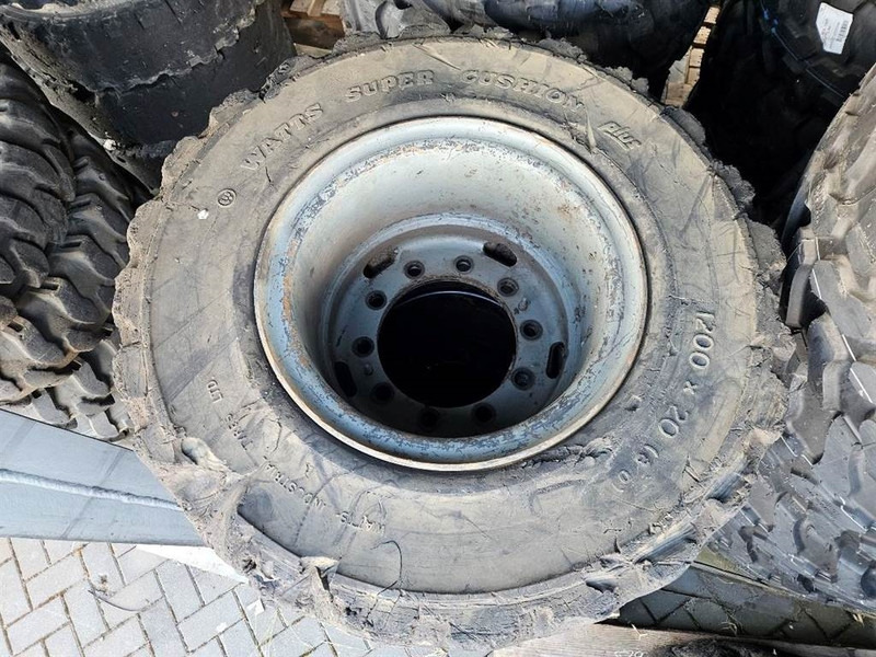 Liebherr A934C-12.00-20-Tire/Reifen/Band - Padangos ir ratlankiai - Statybinė technika: foto 4 Liebherr A934C-12.00-20-Tire/Reifen/Band - Padangos ir ratlankiai - Statybinė technika: foto 4