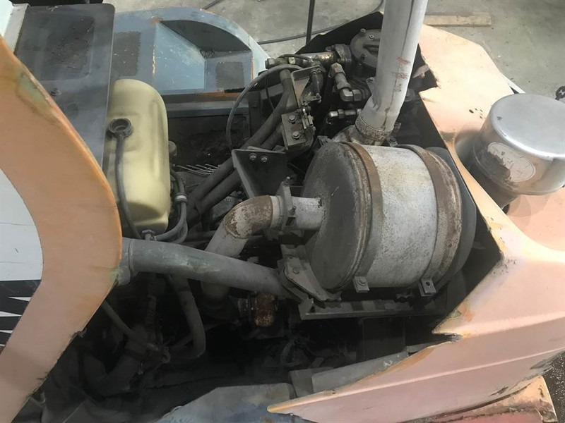 Liebherr L 544 (For parts) - Ratinis krautuvas: foto 3 Liebherr L 544 (For parts) - Ratinis krautuvas: foto 3