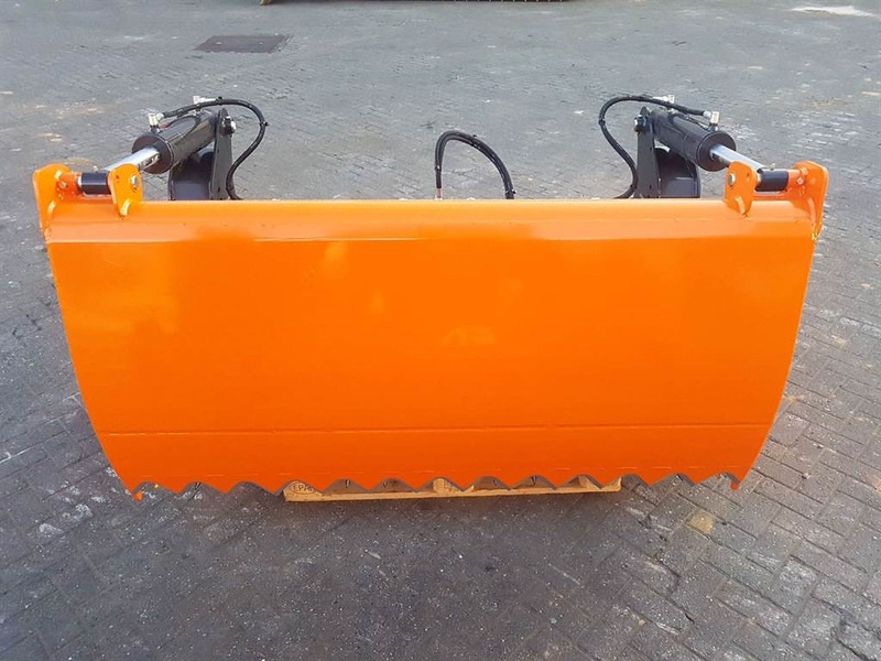 MAMMUT SC195M - Silage cutter/Silageschneider/Kuilhapper - Siloso įranga: foto 2 MAMMUT SC195M - Silage cutter/Silageschneider/Kuilhapper - Siloso įranga: foto 2