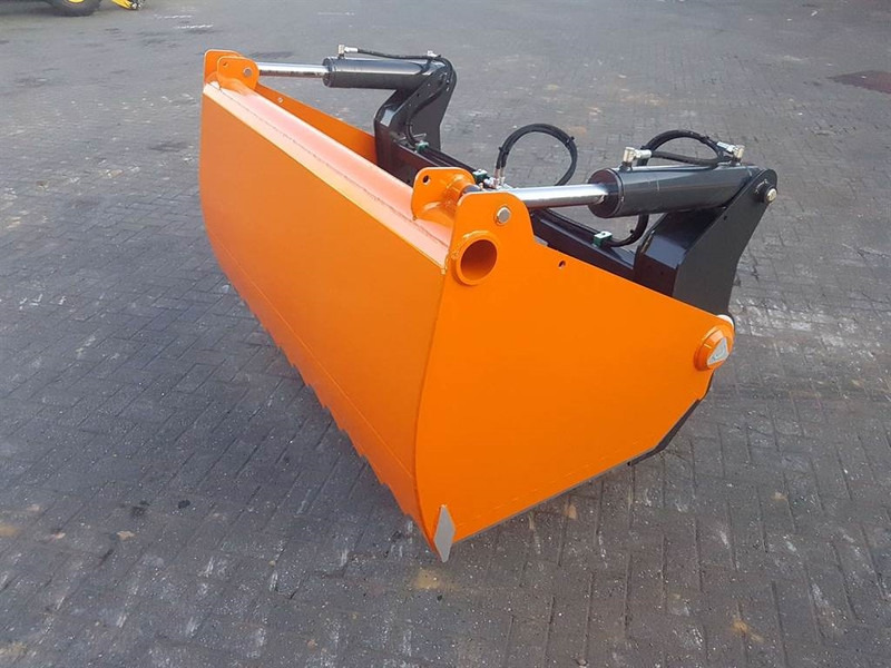 MAMMUT SC195M - Silage cutter/Silageschneider/Kuilhapper - Siloso įranga: foto 1 MAMMUT SC195M - Silage cutter/Silageschneider/Kuilhapper - Siloso įranga: foto 1