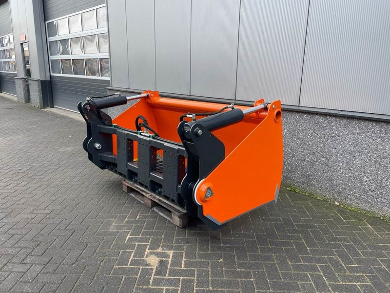 MAMMUT SC220M - Silage cutter/Silageschneider/Kuilhapper - Siloso įranga: foto 5 MAMMUT SC220M - Silage cutter/Silageschneider/Kuilhapper - Siloso įranga: foto 5