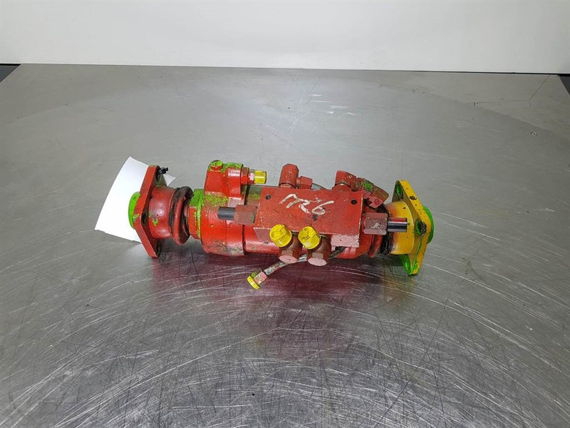 Merlo P35-13EVS - Steering cylinder/Lenkzylinder - Hidraulika: foto 1 Merlo P35-13EVS - Steering cylinder/Lenkzylinder - Hidraulika: foto 1