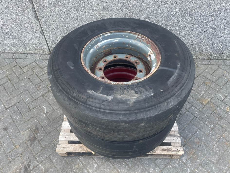 Michelin 425/65R22.5-Tire/Reifen/Band - Padangos ir ratlankiai - Statybinė technika: foto 3 Michelin 425/65R22.5-Tire/Reifen/Band - Padangos ir ratlankiai - Statybinė technika: foto 3