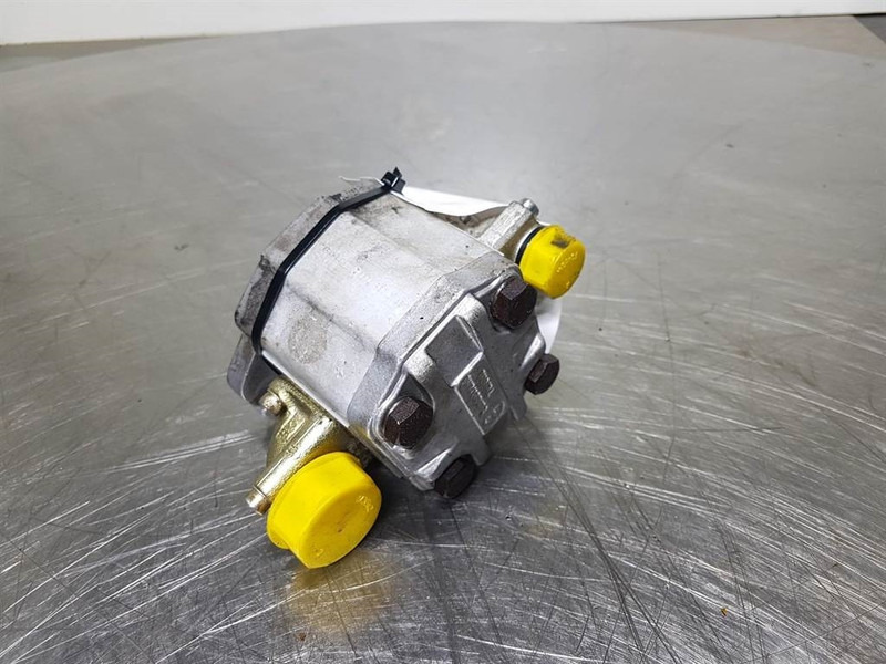 Sauer Sundstrand TKP4-26/11DSC06RE01G/6B - Gearpum - Hidraulika - Statybinė technika: foto 3 Sauer Sundstrand TKP4-26/11DSC06RE01G/6B - Gearpum - Hidraulika - Statybinė technika: foto 3