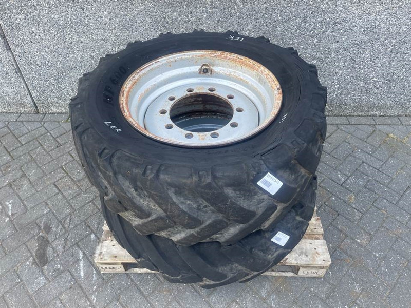 Schaeff SKS661-BKT 405/70-24 (16/70-24)-Tire/Reifen/Band - Padangos ir ratlankiai - Statybinė technika: foto 2 Schaeff SKS661-BKT 405/70-24 (16/70-24)-Tire/Reifen/Band - Padangos ir ratlankiai - Statybinė technika: foto 2