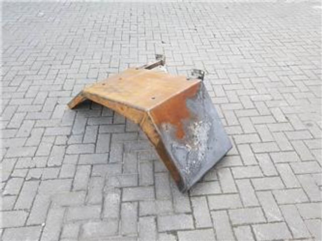 Terex TL210-0457002031-Mud guard/Kotfluegel/Spatbord - Rėmas/ Važiuoklė - Statybinė technika: foto 1 Terex TL210-0457002031-Mud guard/Kotfluegel/Spatbord - Rėmas/ Važiuoklė - Statybinė technika: foto 1