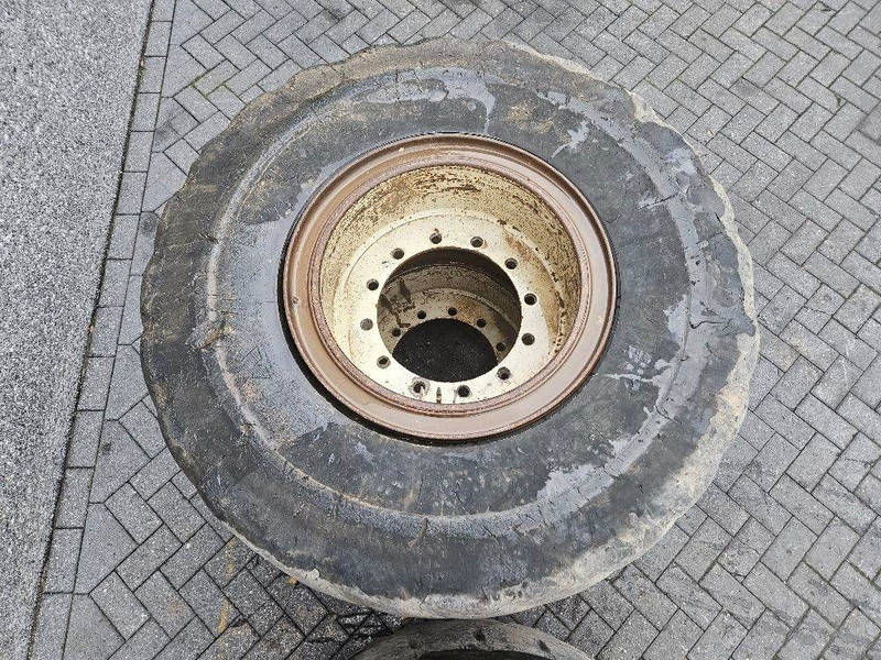 Terex TL260S-20.5R25-Tire/Reifen/Band - Padangos ir ratlankiai - Statybinė technika: foto 5 Terex TL260S-20.5R25-Tire/Reifen/Band - Padangos ir ratlankiai - Statybinė technika: foto 5