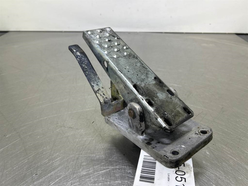 Terex TW150-6041506-Brake pedal/Bremspedal/Rempedaal - Kabina ir interjeras - Statybinė technika: foto 1 Terex TW150-6041506-Brake pedal/Bremspedal/Rempedaal - Kabina ir interjeras - Statybinė technika: foto 1