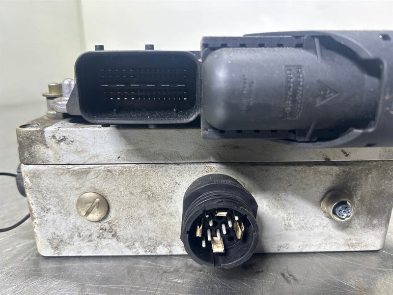 Terex TW150-6105408/6086501-ECU/Control box/Steuermodul - Elektros sistema - Statybinė technika: foto 4 Terex TW150-6105408/6086501-ECU/Control box/Steuermodul - Elektros sistema - Statybinė technika: foto 4