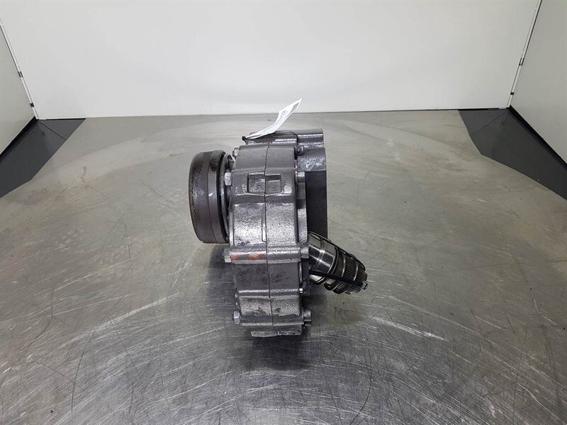Volvo L30-ZF AV-230-Transmission/Getriebe/Transmissiebak - Pavarų dėžė ir dalys - Statybinė technika: foto 3 Volvo L30-ZF AV-230-Transmission/Getriebe/Transmissiebak - Pavarų dėžė ir dalys - Statybinė technika: foto 3