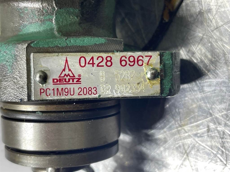 Volvo L30B-Deutz TD2011L04I-04286967-Fuel injection pump - Variklis - Statybinė technika: foto 4 Volvo L30B-Deutz TD2011L04I-04286967-Fuel injection pump - Variklis - Statybinė technika: foto 4